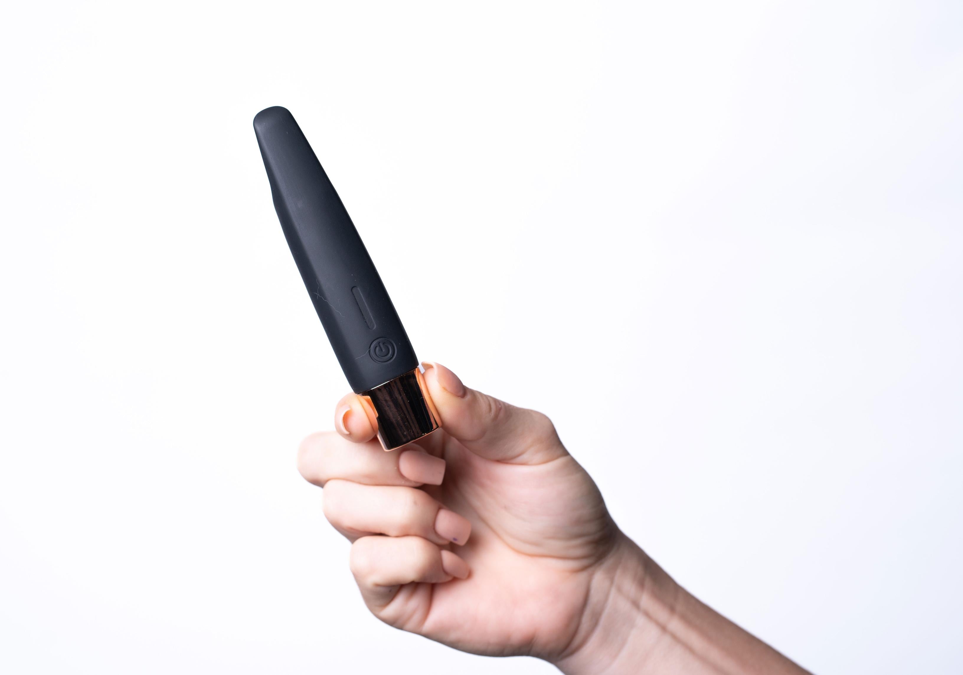 Aspen 15-Function Rechargeable Wireless Flickering Tip Vibrator - Black-Vibrators-Maia Toys-Andy's Adult World